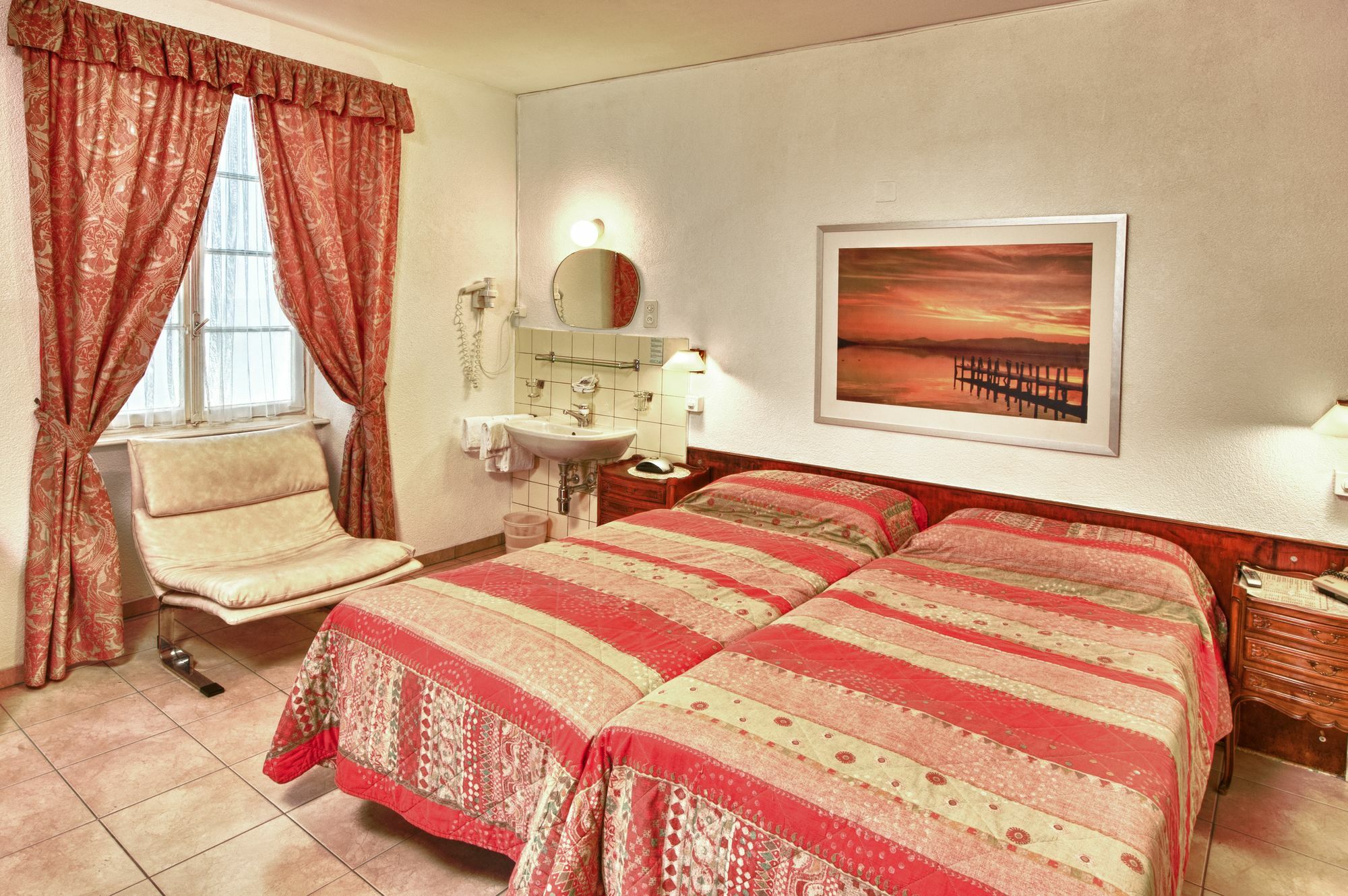 EasyRooms dell'Angelo Locarno Eksteriør bilde